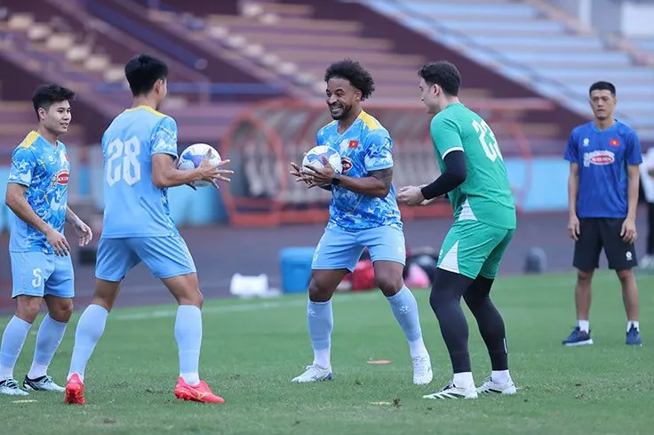 Ngày đặc biệt của Xuân Son, sẵn sàng 100% cùng ĐT Việt Nam đấu Lào - 5