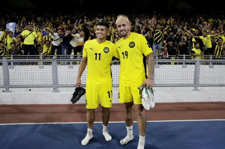 Velez Sarsfield vẫn trả lương đầy đủ cho Machuca (ảnh trái)