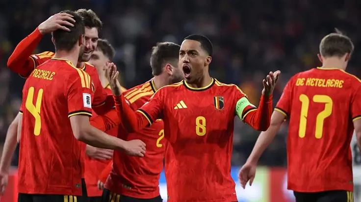 Senne Lammens: Từ Old Trafford Đến Màn Ra Mắt Đội Tuyển Bỉ Ấn Tượng, Chơi Bóng Dưới Con Mắt Sir Alex