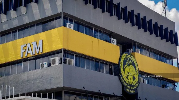 Bóng đá Malaysia sẽ bước ra ánh sáng nếu được FIFA