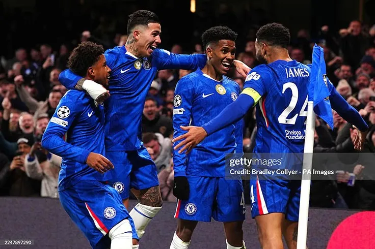 Chelsea Thể Hiện Sức Mạnh Hủy Diệt Trước Barcelona: Estevão Lên Tiếng, Yamal Chìm Vào Quên Lãng