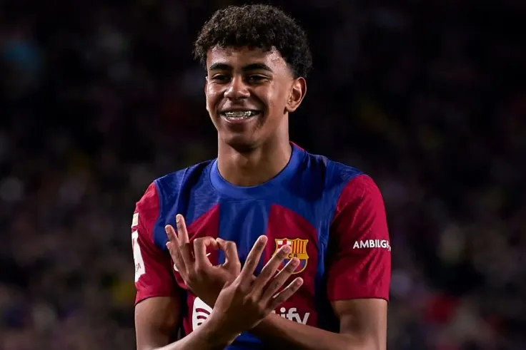 Lamine Yamal: Ngôi sao trẻ muốn viết câu chuyện của riêng mình, không phải 'bản sao Messi'