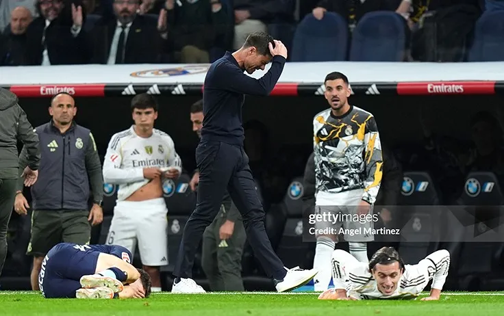 Áp Lực Khủng Hoảng: Xabi Alonso Đối Mặt Thử Thách Sống Còn Trước Man City Sau Thất Bại Sốc Tại Bernabeu