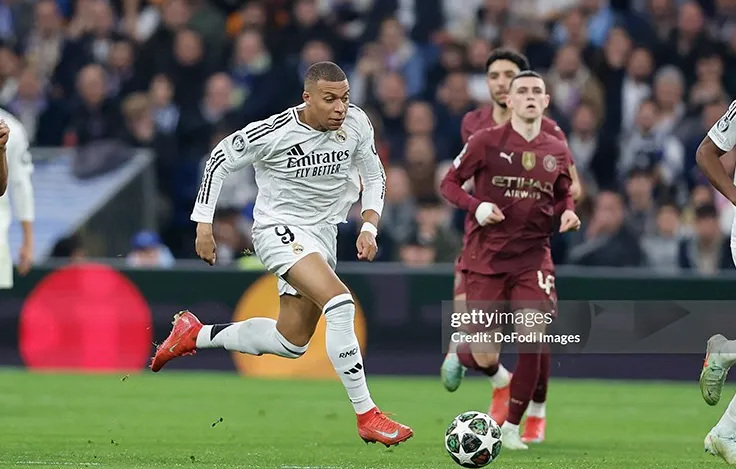 Real Madrid đối đầu Man City tại Champions League