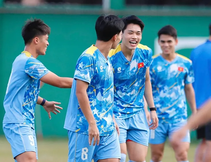 U22 Việt Nam ráo riết rèn bóng bổng trước trận quyết đấu Malaysia - 4