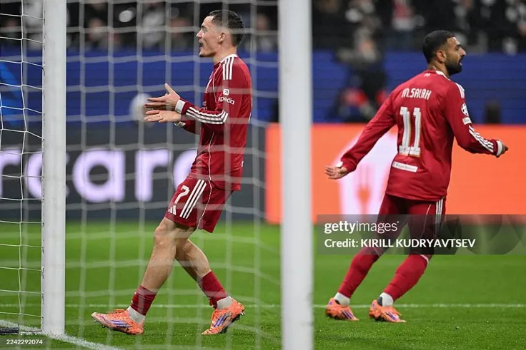 Mohamed Salah: Tiếng nói phẫn nộ làm dậy sóng phòng thay đồ Liverpool, tương lai mờ mịt?