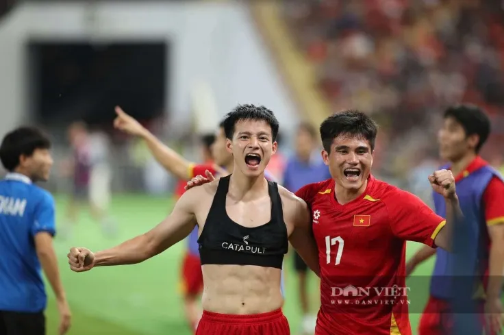U22 Việt Nam: Cơn Đau Đầu Cho HLV Kim Sang-sik Sau Tấm HCV SEA Games 33, Nguyễn Thanh Nhàn Chấn Thương Nghiêm Trọng?